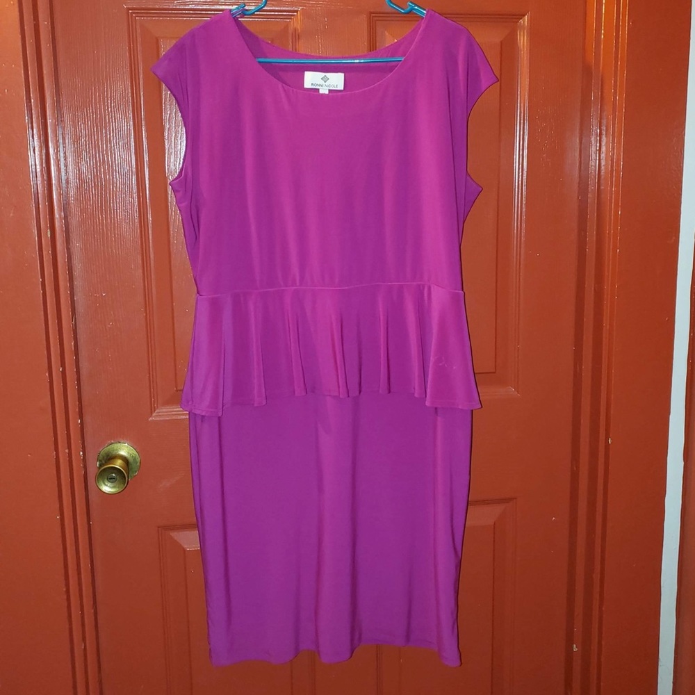 Ronni Nicole Fuschia Peplum Dress - Picture 3 of 6